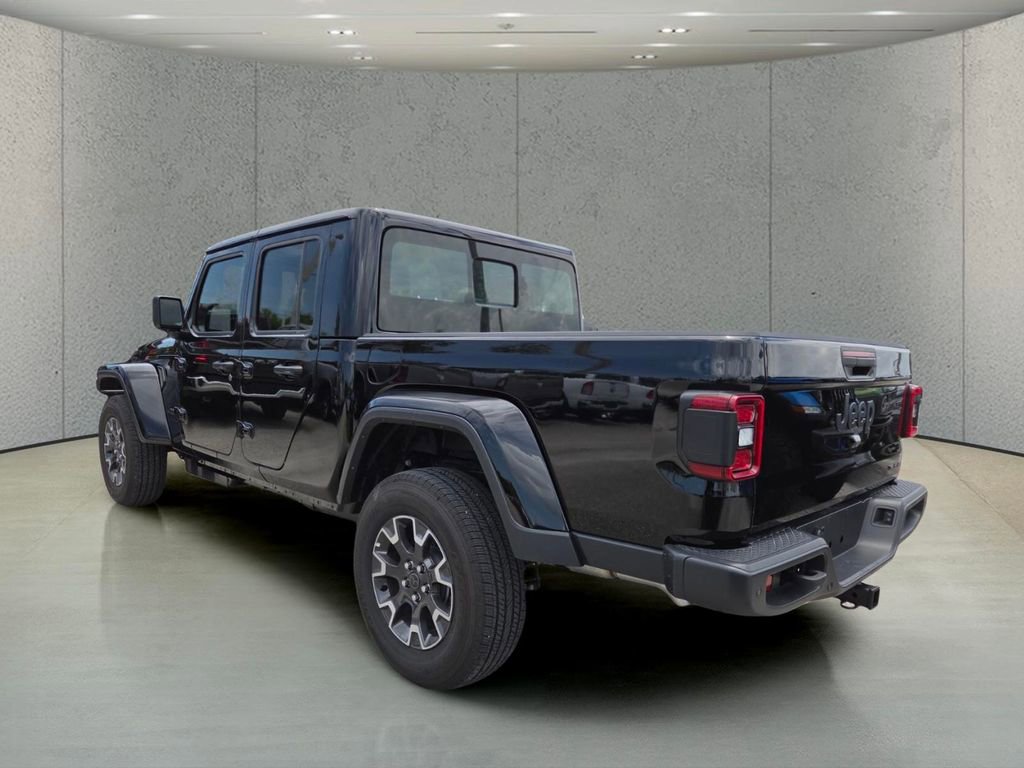 Used 2026 Jeep Gladiator Sport AWD/4WD image 6