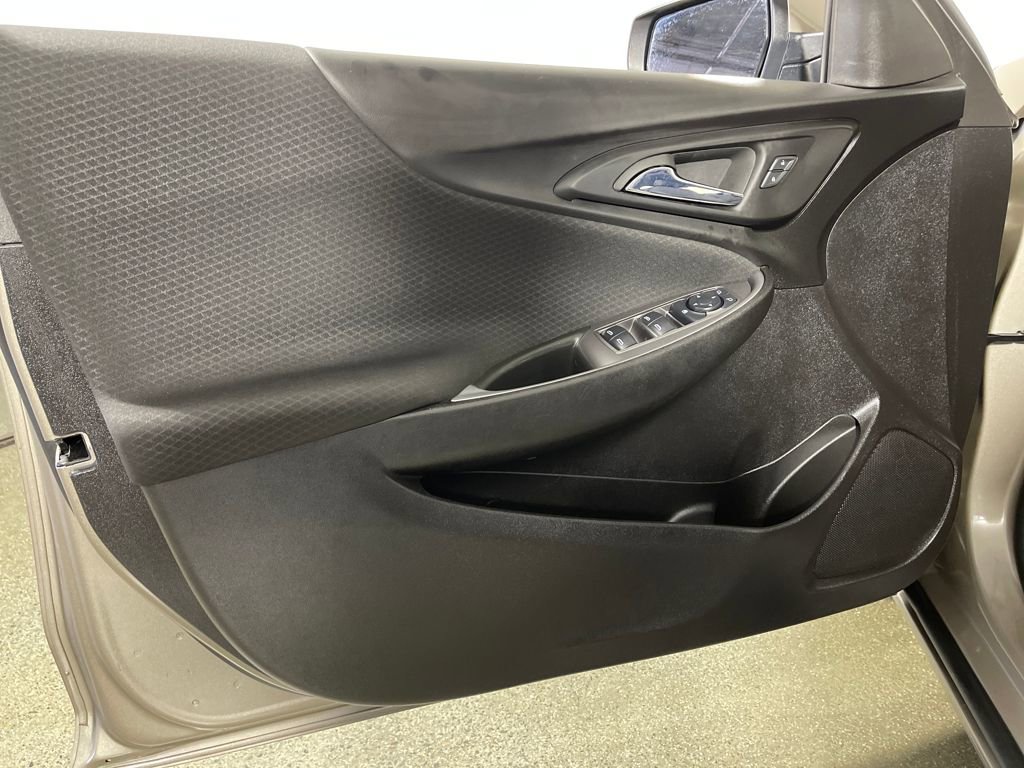 Used 2024 Chevrolet Malibu LT image 17