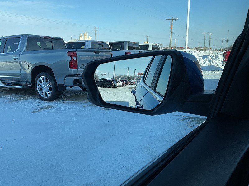 Used 2024 Chevrolet Equinox LT image 19