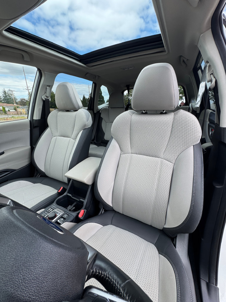 Certified 2024 Subaru Forester Premium AWD/4WD image 37