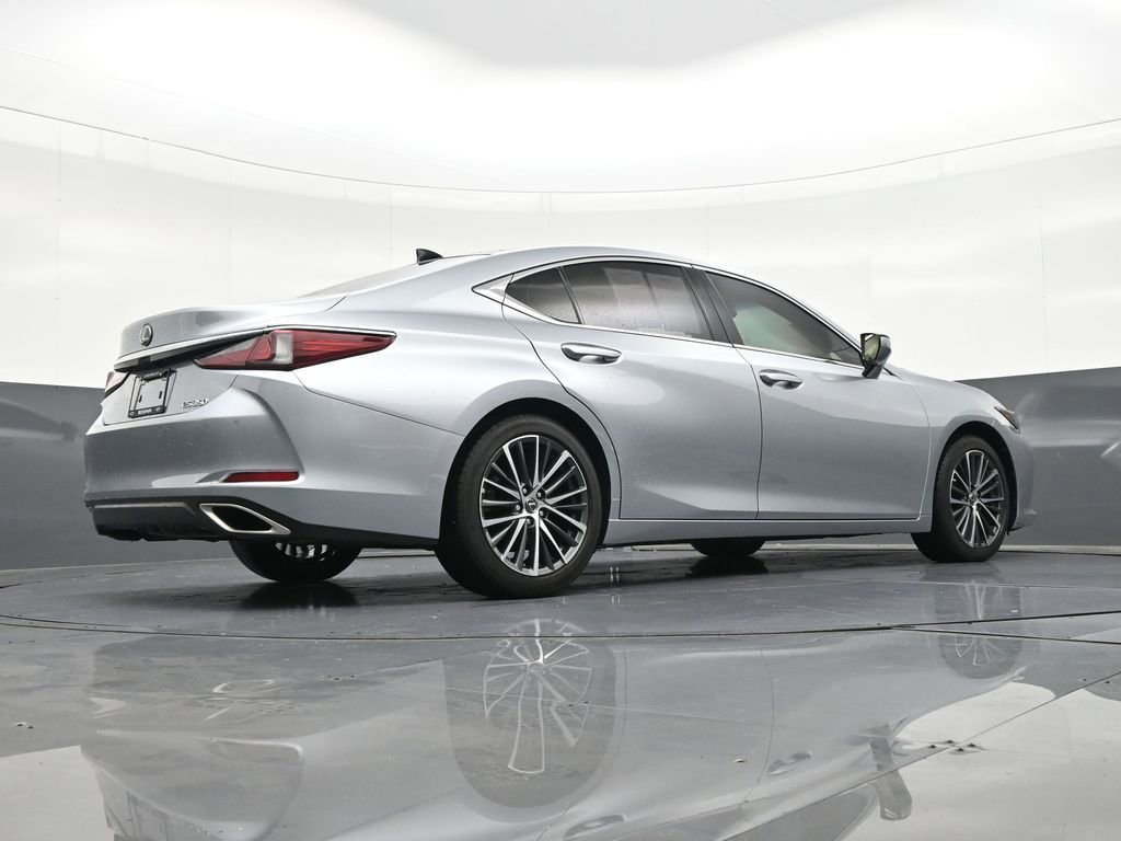 Used 2023 Lexus ES 350 w/ Premium Package image 27