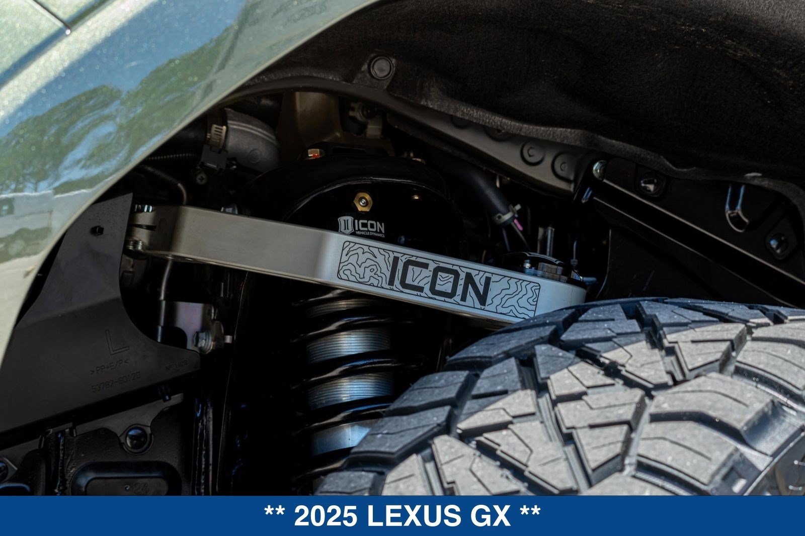 Used 2025 Lexus GX 550 w/ Accessory Package (Z1) AWD/4WD image 22
