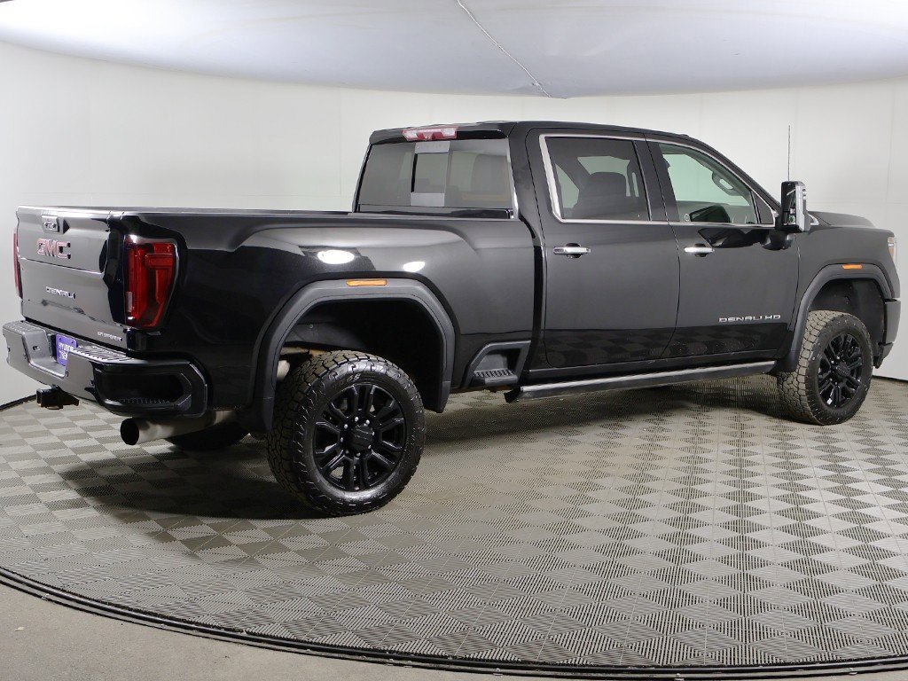 Used 2022 GMC Sierra 2500 Denali w/ Denali Black Diamond Edition image 13