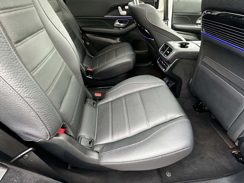 Certified 2024 Mercedes-Benz GLS 580 4MATIC w/ Warmth & Comfort Package image 16