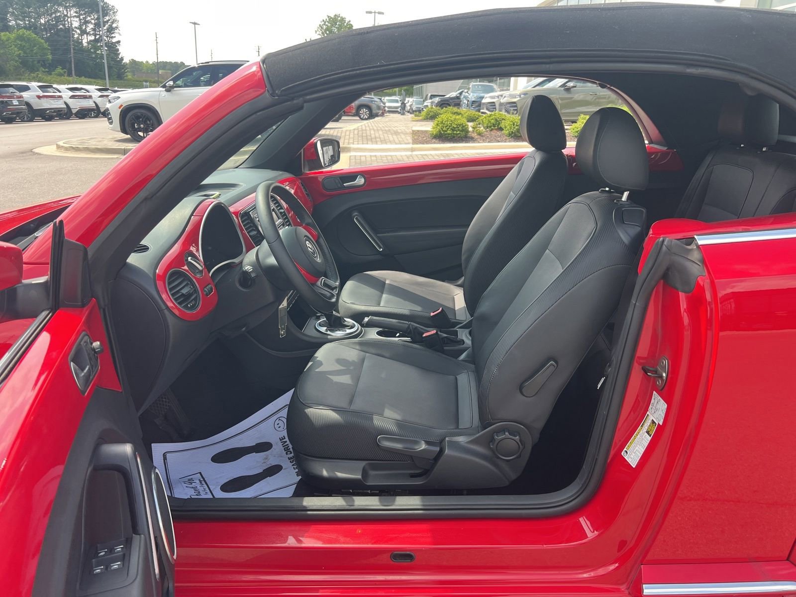 Used 2013 Volkswagen Beetle 2.5 FWD image 19