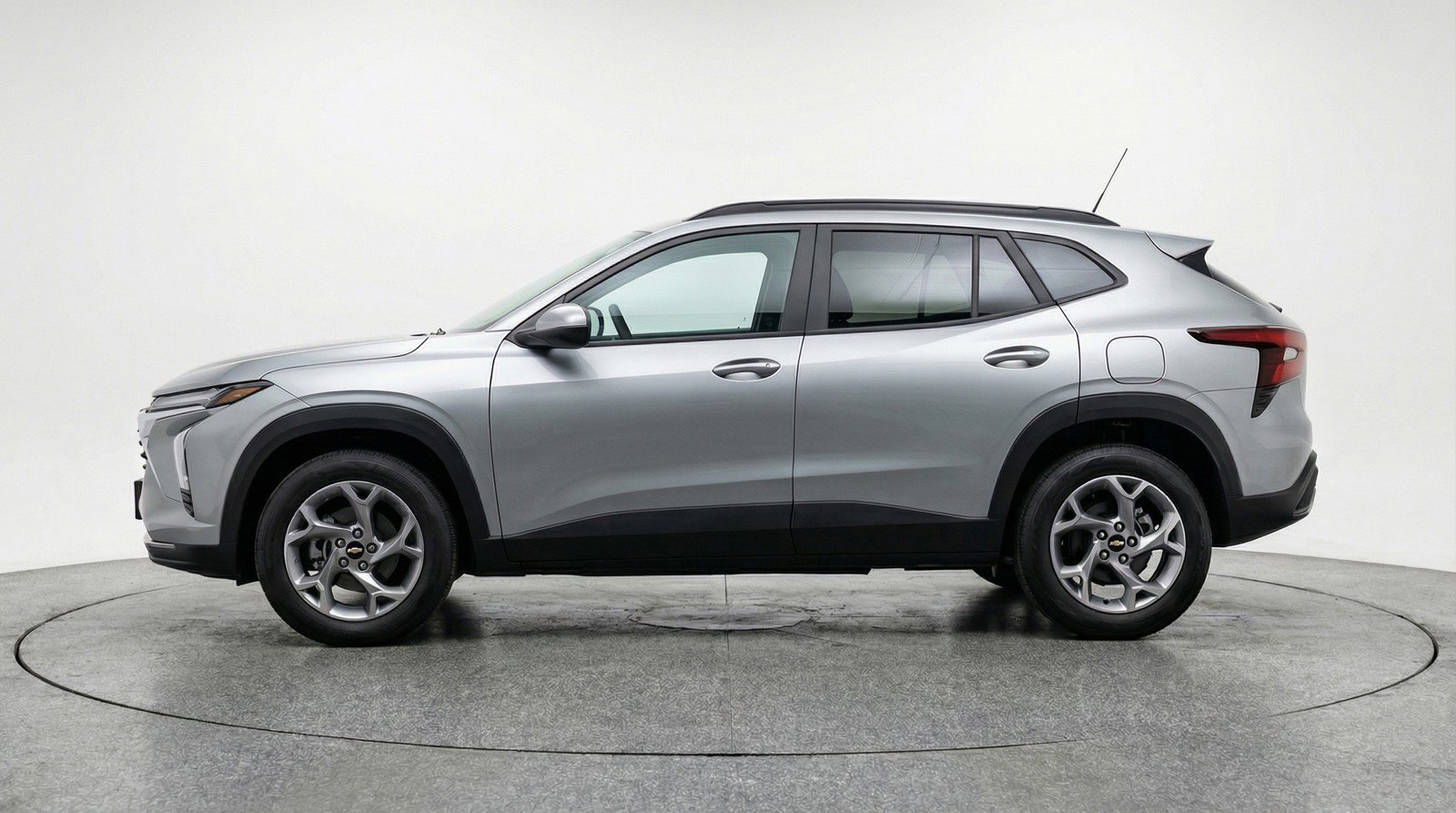 Used 2025 Chevrolet Trax LT image 5