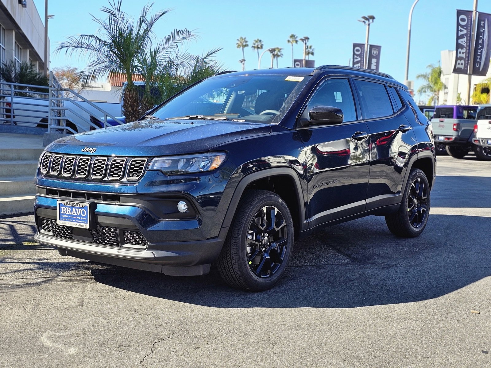 New 2026 Jeep Compass Latitude image 3
