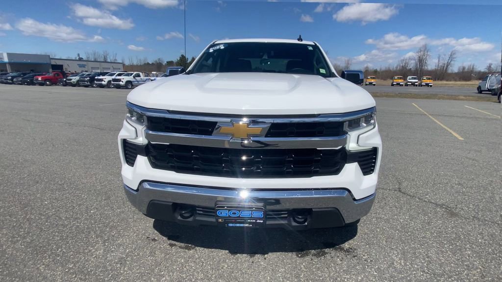 Certified 2026 Chevrolet Silverado 1500 LT AWD/4WD image 3