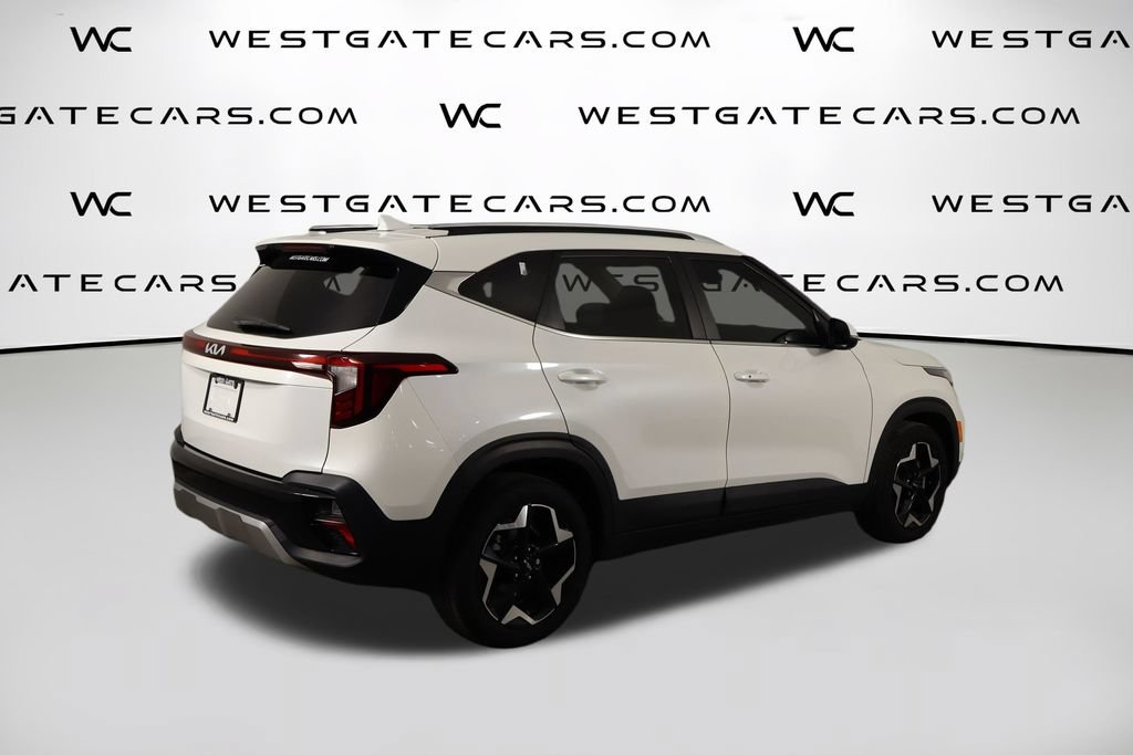 Used 2024 Kia Seltos EX FWD image 43