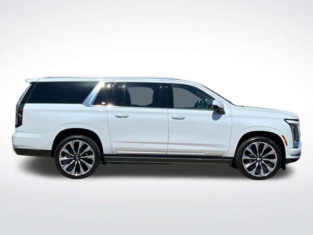 New 2026 Cadillac Escalade ESV Platinum Luxury AWD/4WD image 4