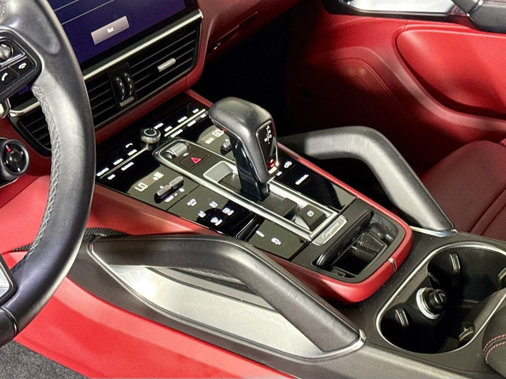 Certified 2023 Porsche Cayenne Turbo S AWD/4WD image 21
