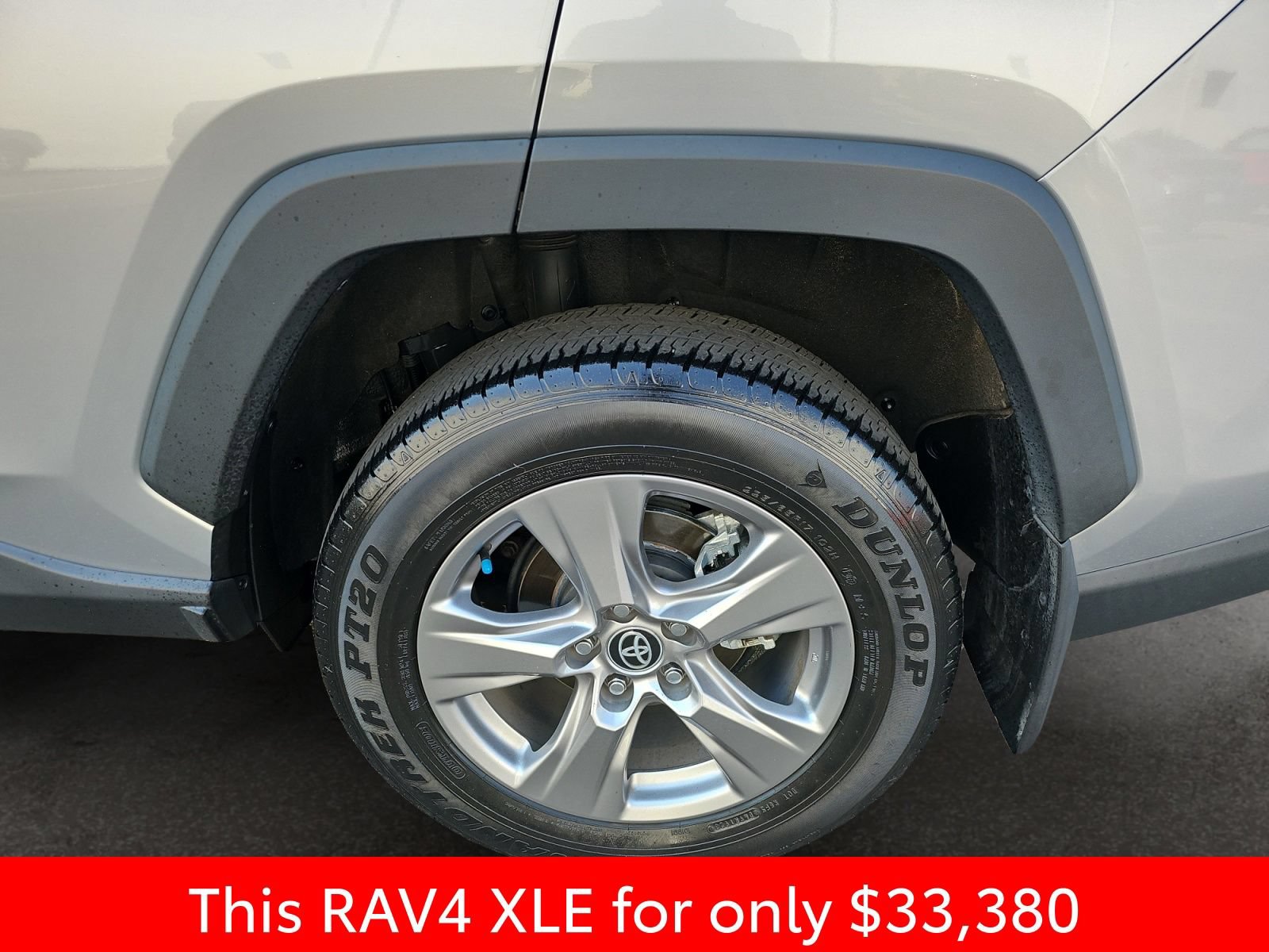 Used 2023 Toyota RAV4 XLE AWD/4WD image 46