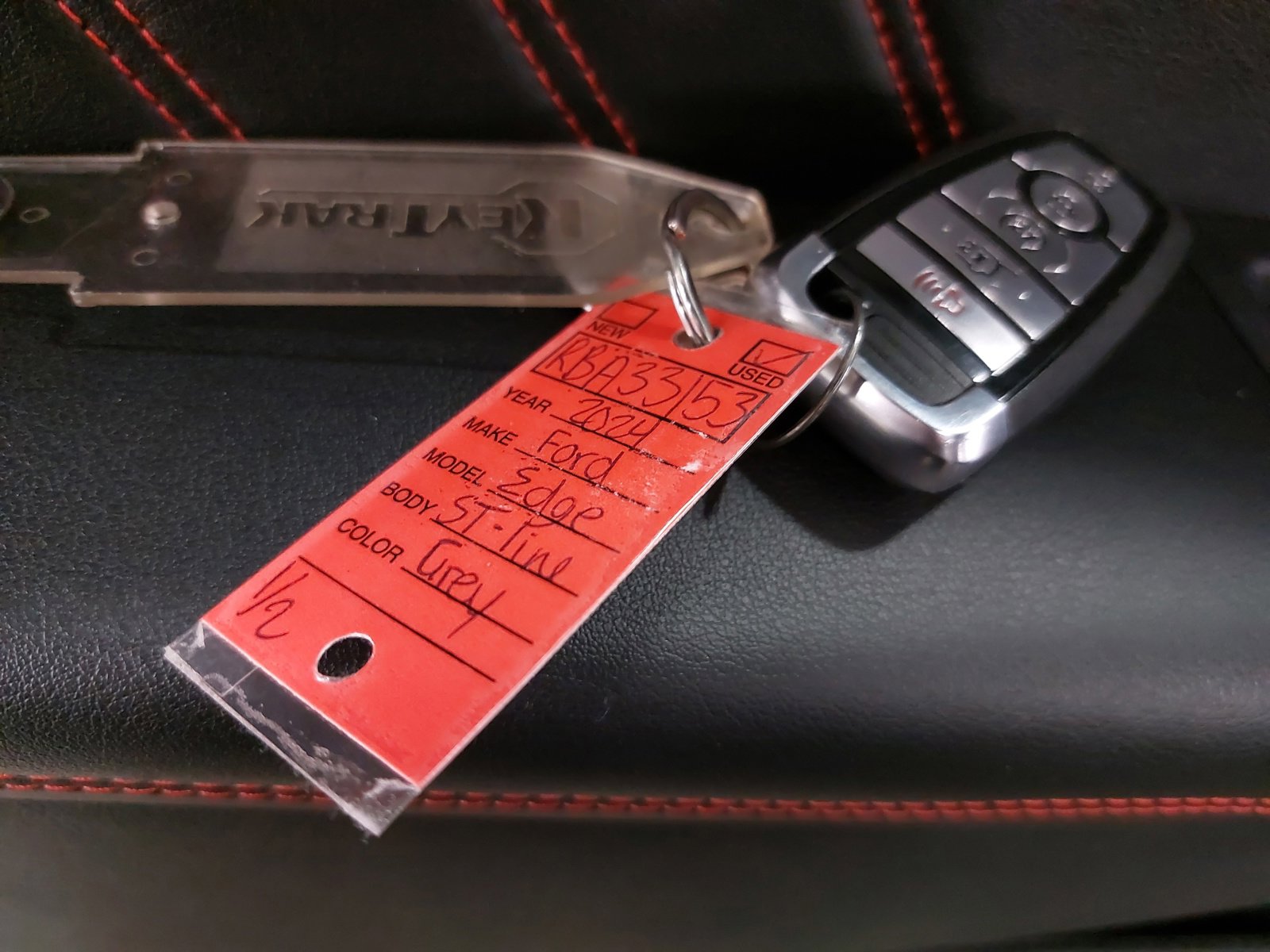 Used 2024 Ford Edge ST-Line image 38