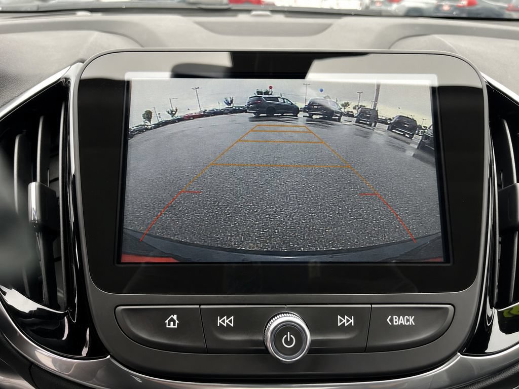 Used 2018 Chevrolet Volt Premier w/ Driver Confidence Package FWD image 27