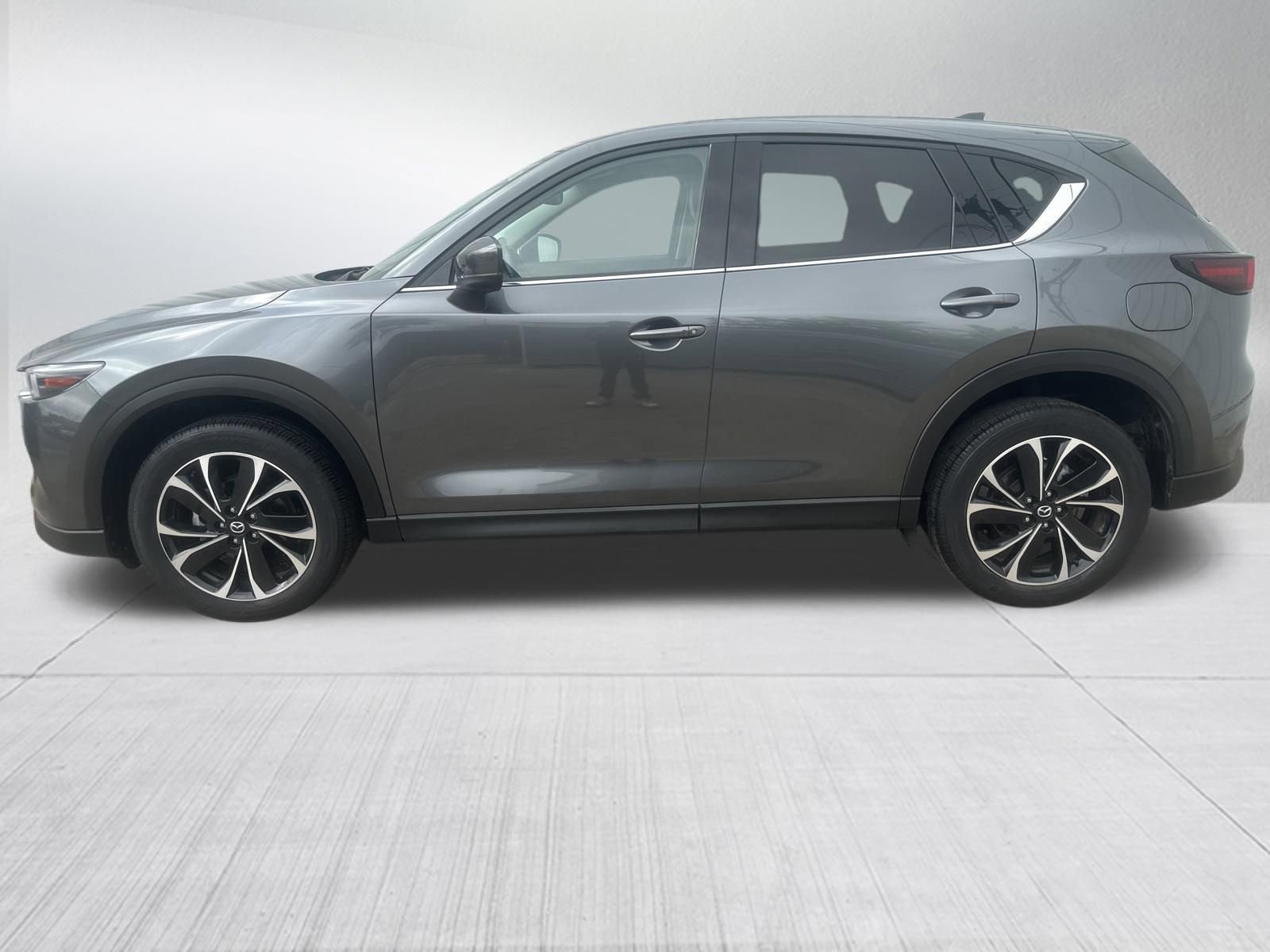 Used 2023 MAZDA CX-5 AWD 2.5 S w/ Premium Package image 4