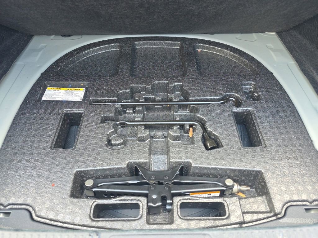 Used 2023 Toyota Camry SE w/ Convenience Package image 38