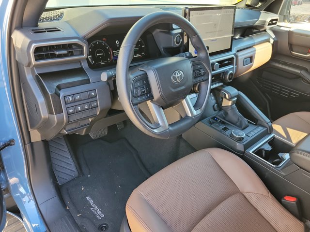 Used 2025 Toyota 4Runner Limited image 5