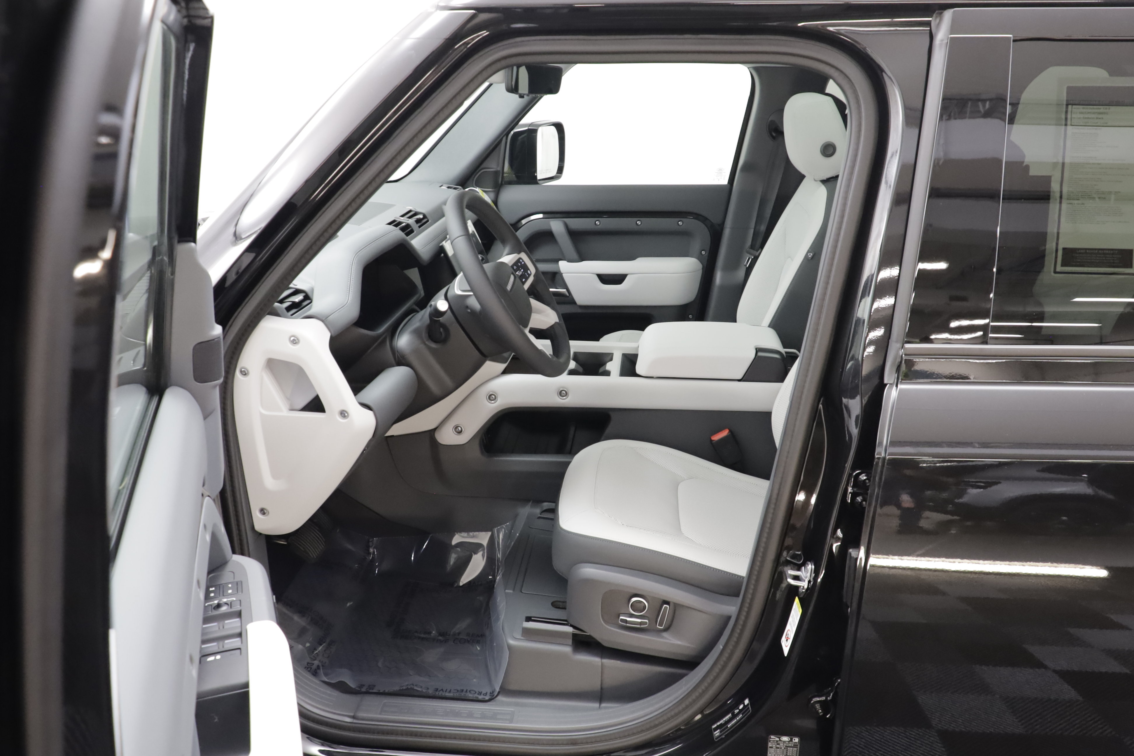 New 2026 Land Rover Defender 130 S AWD/4WD image 7