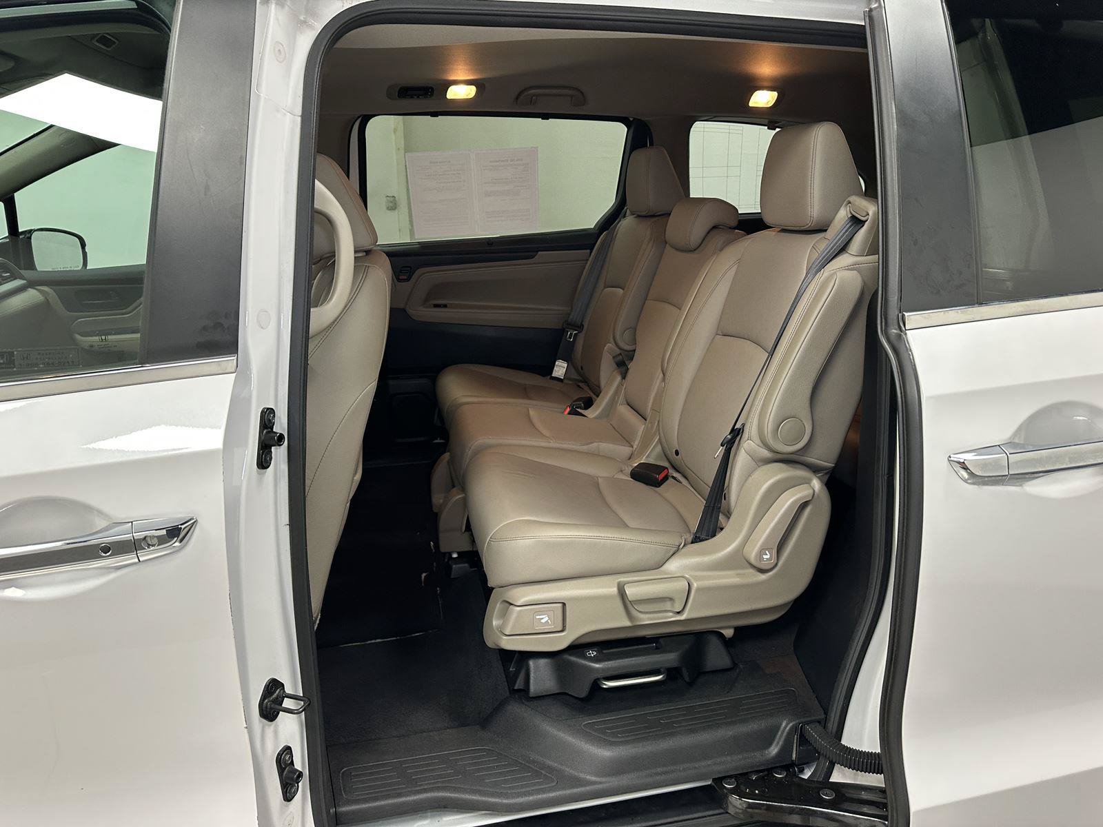 Used 2024 Honda Odyssey EX-L image 29
