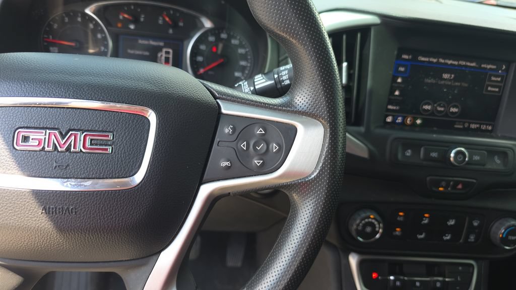 Used 2022 GMC Terrain SLE w/ Fleet Convenience Package AWD/4WD image 17