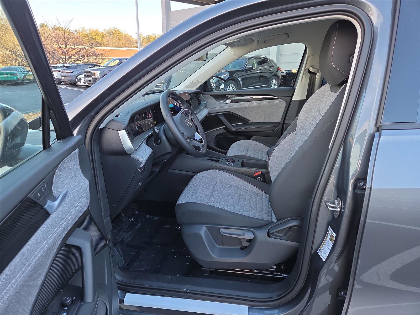 New 2026 Volkswagen Tiguan S image 14