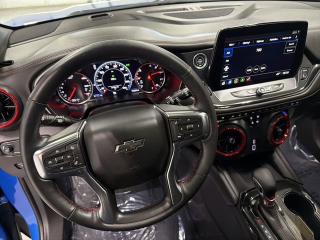 Certified 2025 Chevrolet Blazer RS w/ Enhanced Convenience Package image 17