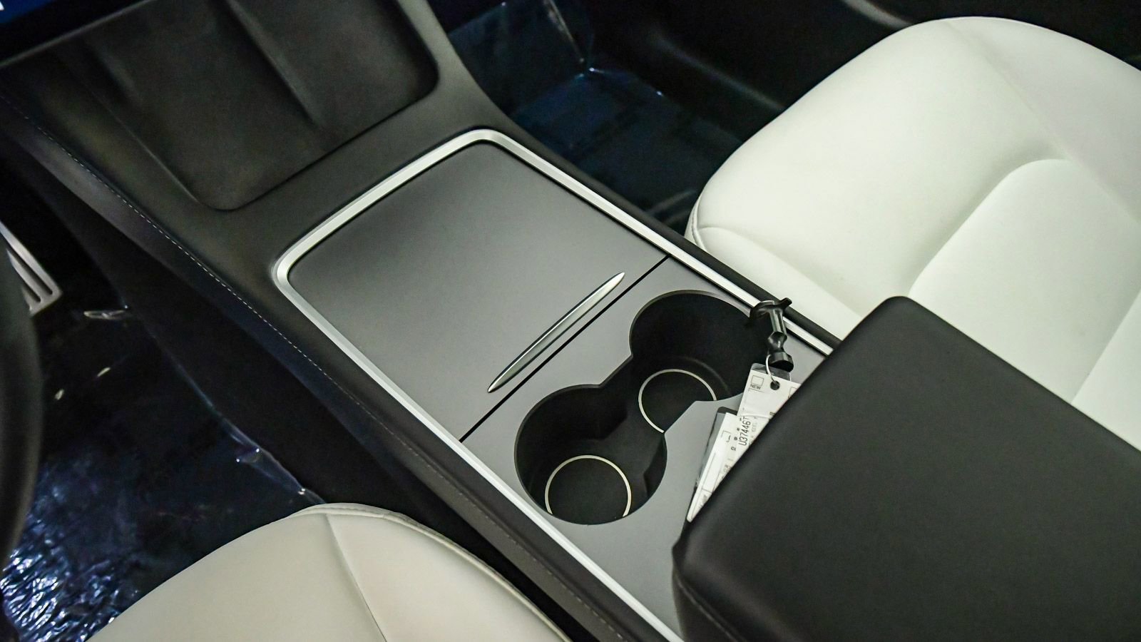Used 2024 Tesla Model Y Performance AWD/4WD image 20