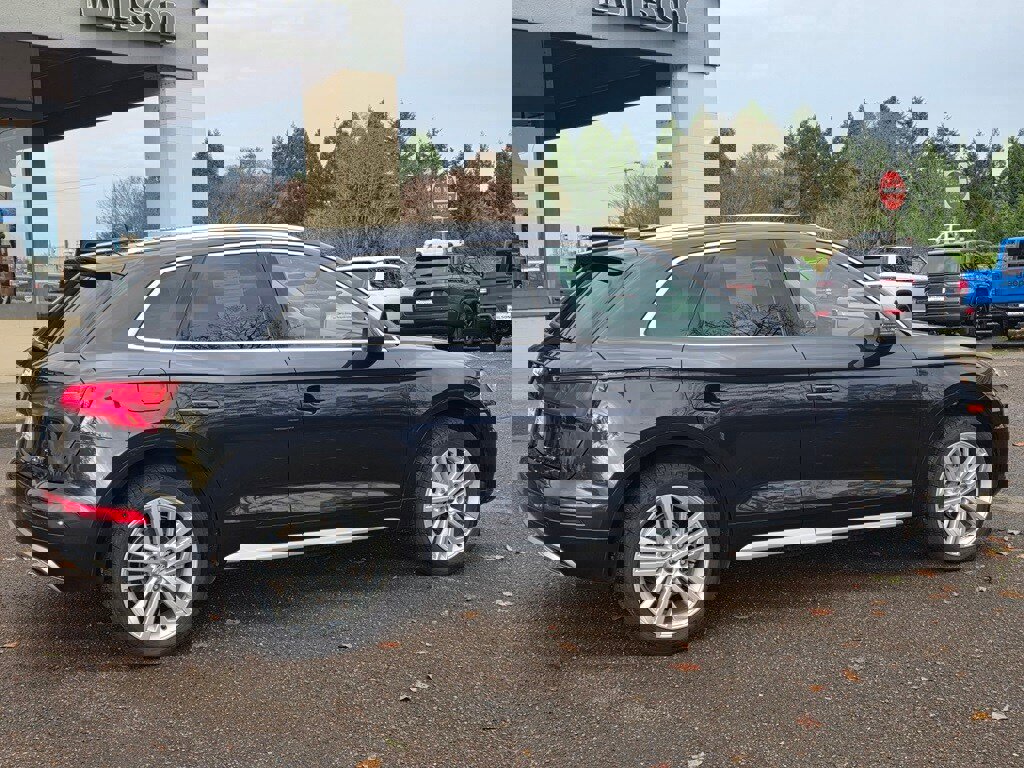 Used 2018 Audi Q5 2.0T Premium Plus w/ Premium Plus Package image 29