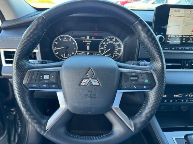 Used 2024 Mitsubishi Outlander SE FWD image 15