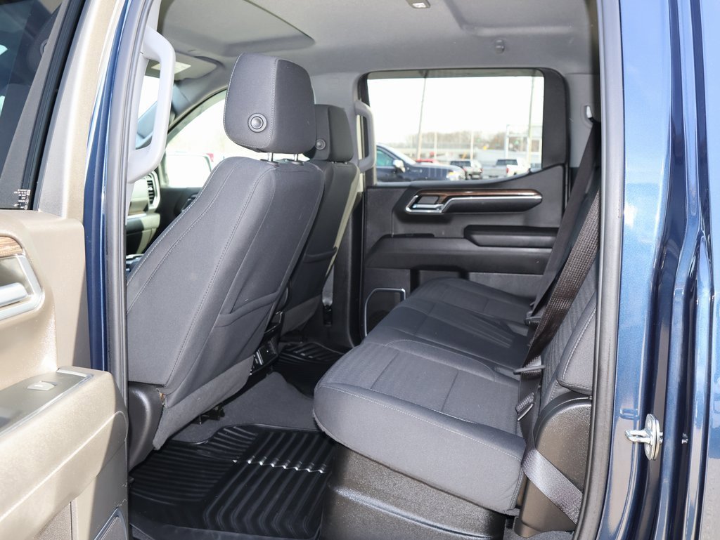 Used 2023 Chevrolet Silverado 1500 LT image 9