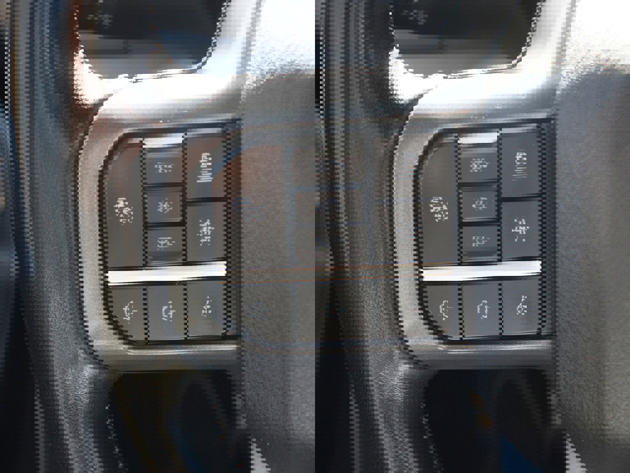 Used 2024 Ford F150 Lariat w/ Equipment Group 502A High image 10