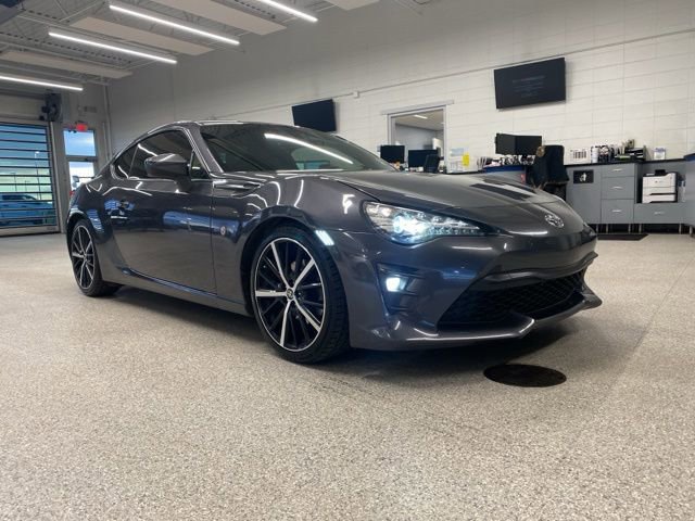 Used 2020 Toyota 86 image 3