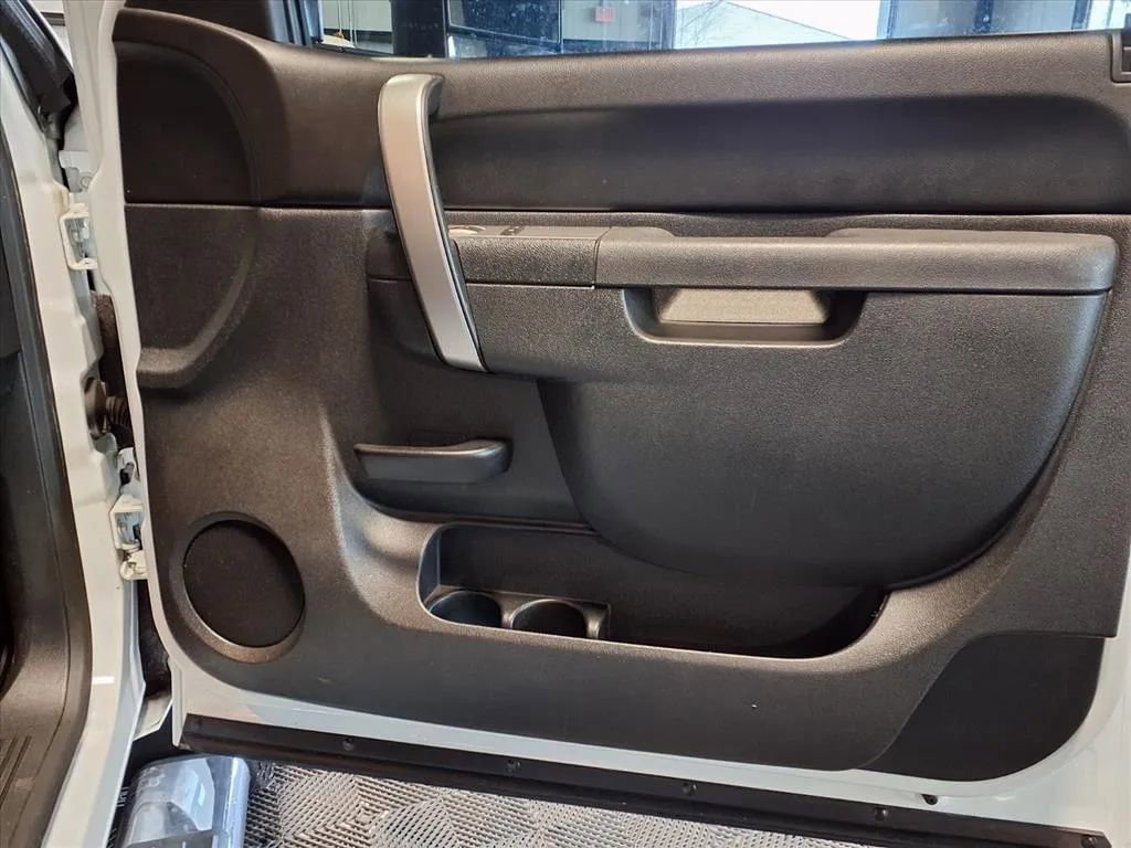 Used 2012 GMC Sierra 2500 SLE w/ SLE Preferred Package image 12