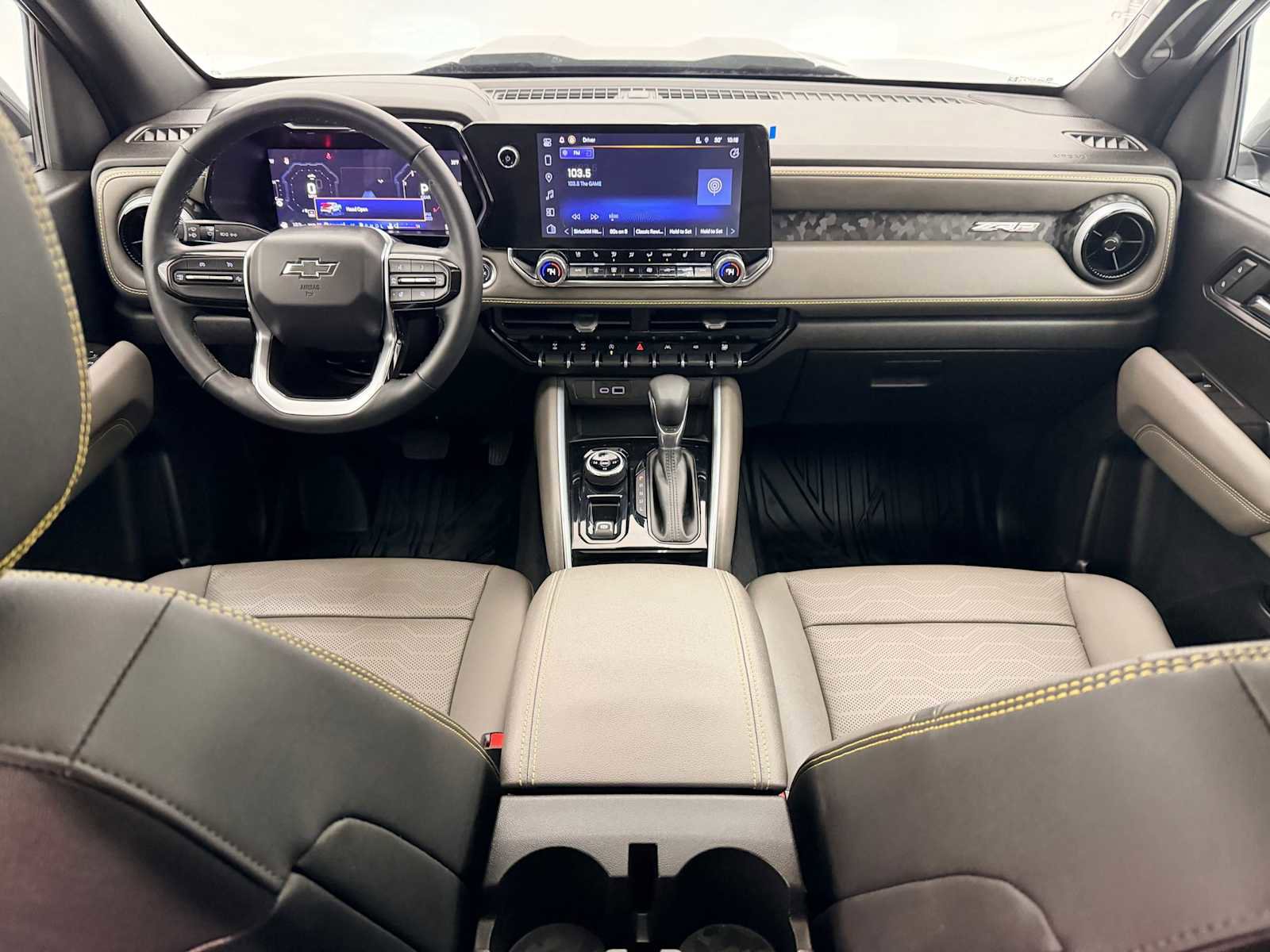 Used 2024 Chevrolet Colorado ZR2 w/ ZR2 Convenience Package III image 16