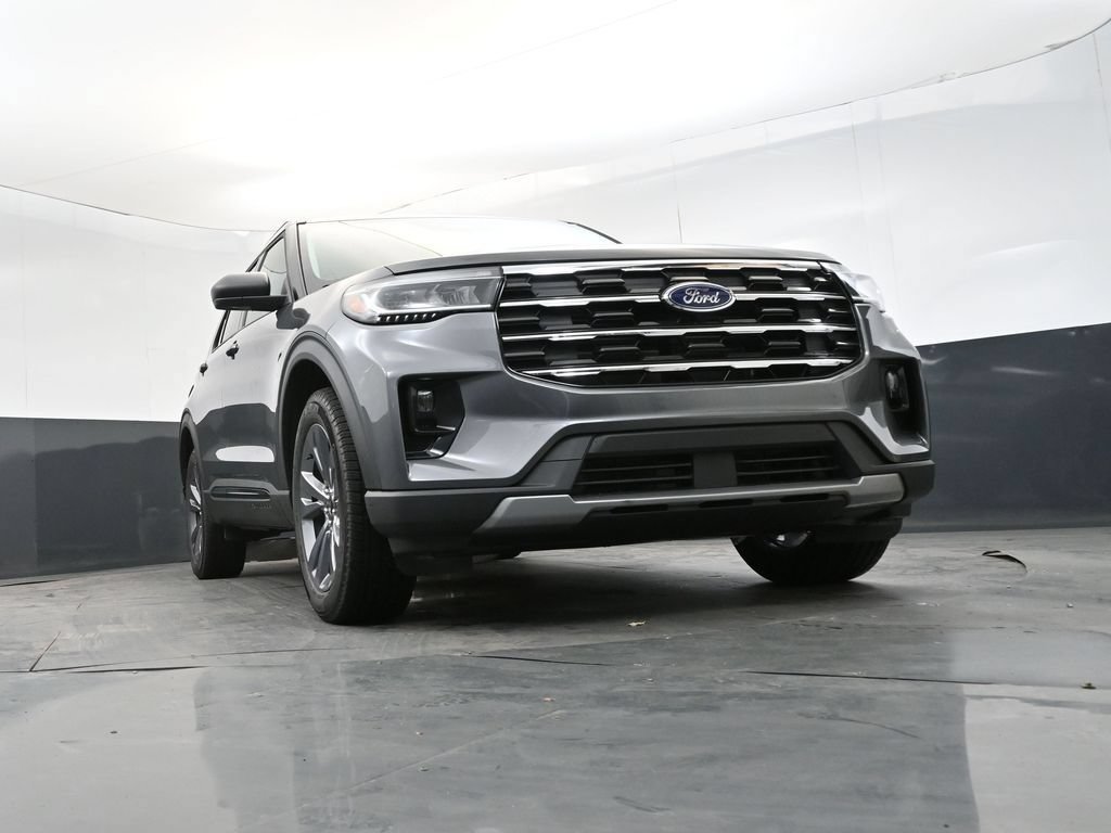 New 2026 Ford Explorer Active w/ Active Comfort Package AWD/4WD image 18