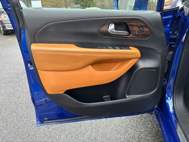 Used 2021 Chrysler Pacifica Pinnacle image 17