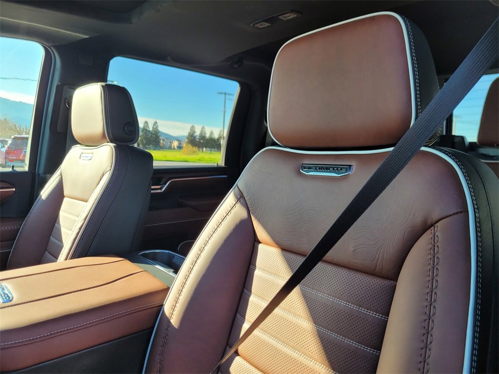 New 2026 GMC Sierra 2500 Denali Ultimate w/ Max Trailering Package image 12