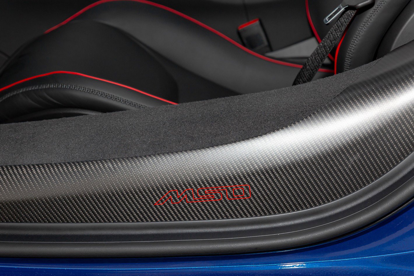 New 2025 McLaren Artura Spider image 40