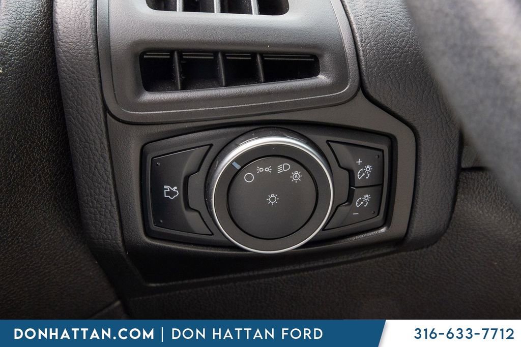 Used 2017 Ford Focus S image 10