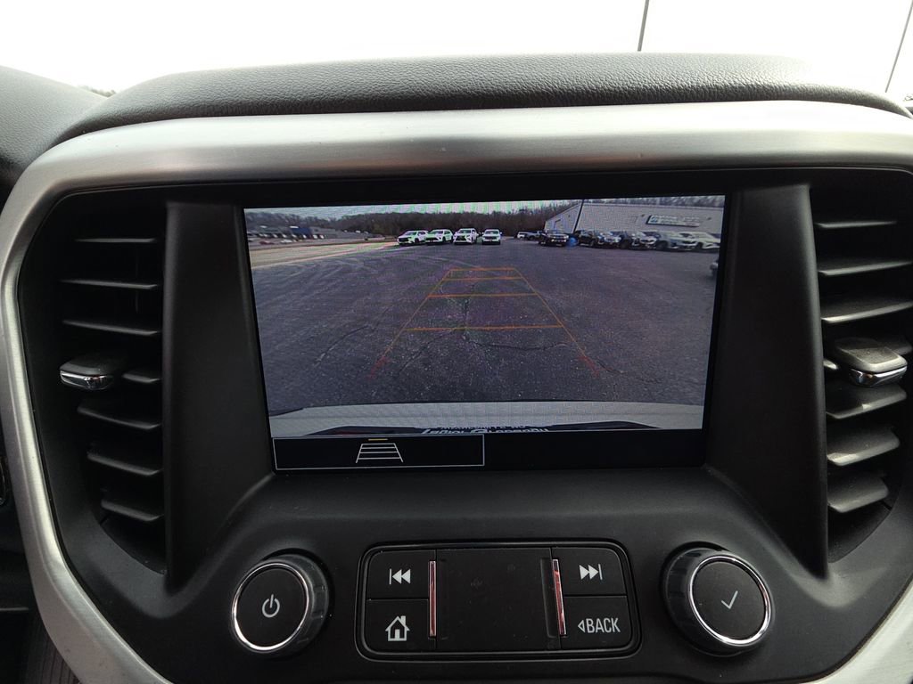 Used 2023 GMC Acadia SLE image 22