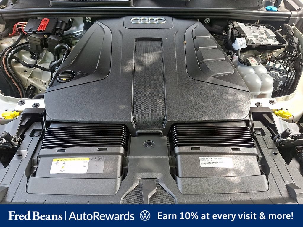 Used 2023 Audi Q7 2.0T Premium w/ Convenience Package AWD/4WD image 34