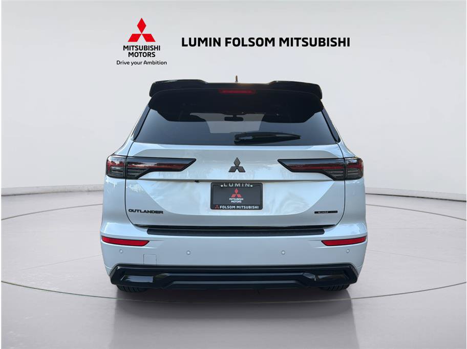 New 2026 Mitsubishi Outlander SEL Black Edition FWD image 4