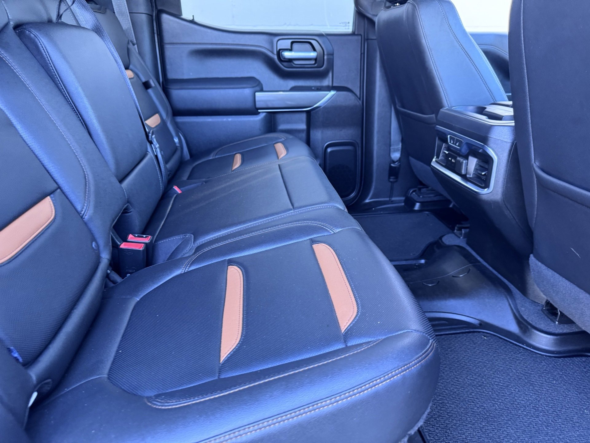 Used 2021 GMC Sierra 1500 AT4 w/ AT4 Preferred Package image 15