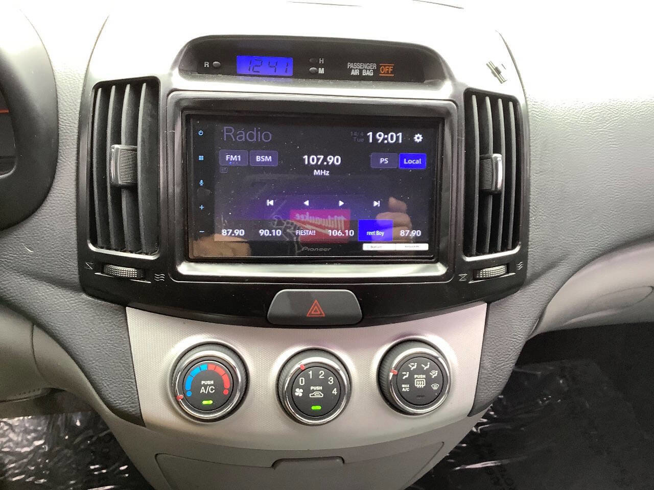 Used 2009 Hyundai Elantra GLS w/ Popular Equipment Pkg 2 FWD image 32