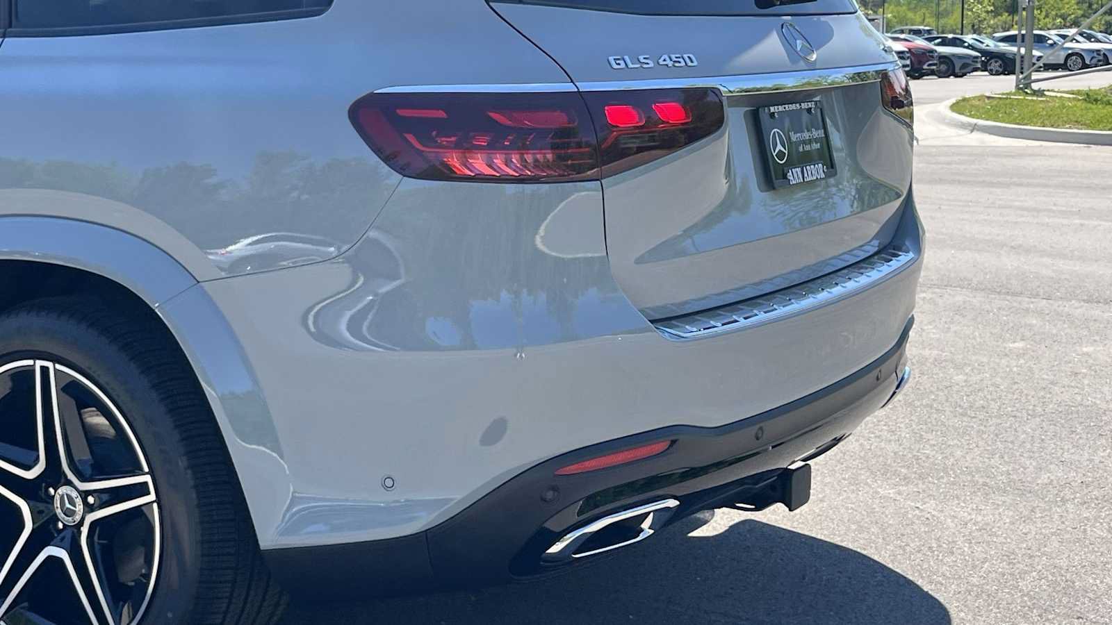 New 2026 Mercedes-Benz GLS 450 4MATIC image 53