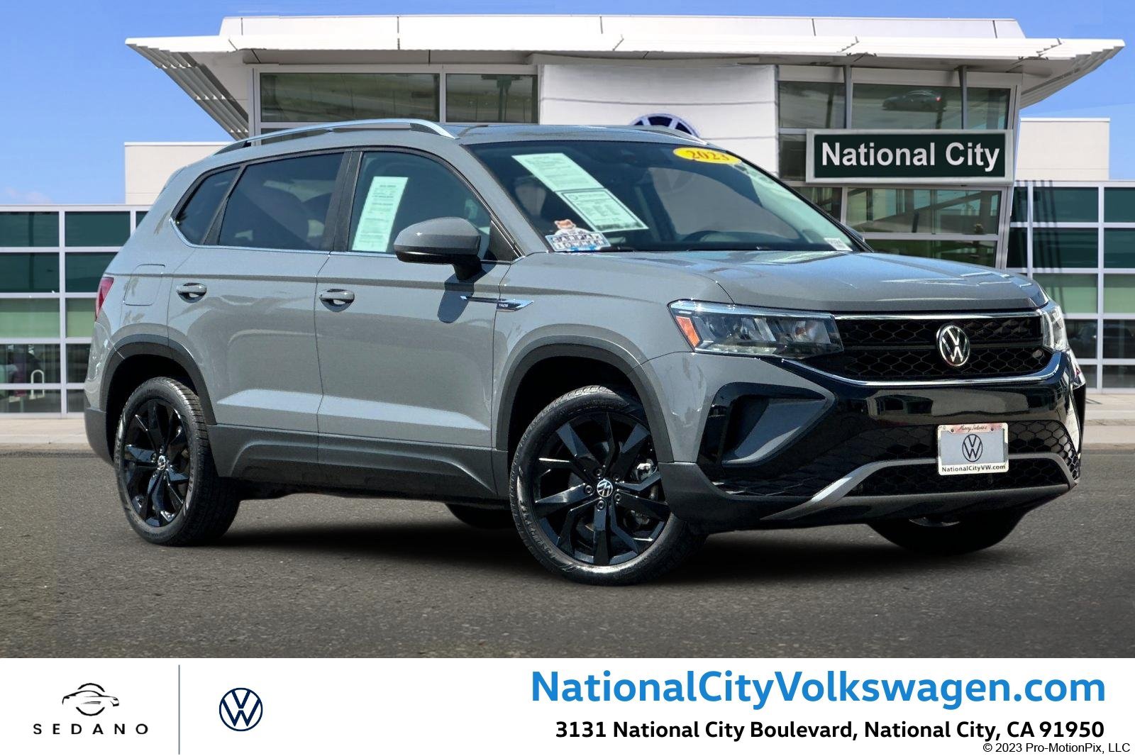 Used 2023 Volkswagen Taos SE w/ Panoramic Sunroof Package