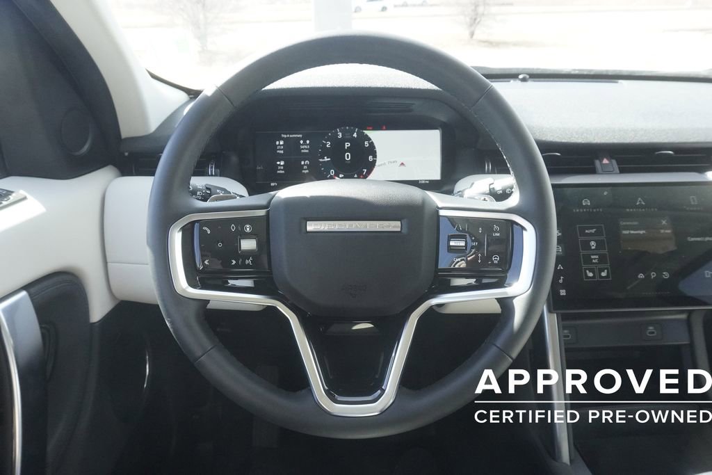 Used 2025 Land Rover Discovery Sport S image 10