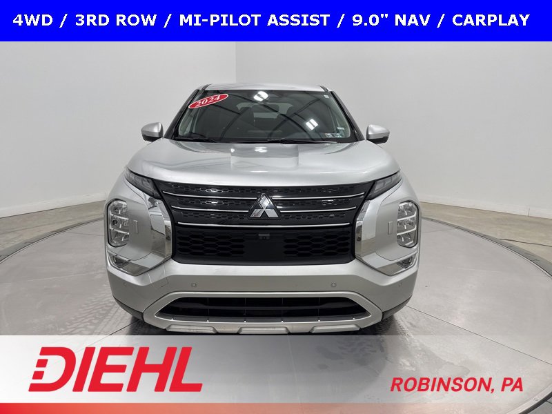 Used 2024 Mitsubishi Outlander SE video 2