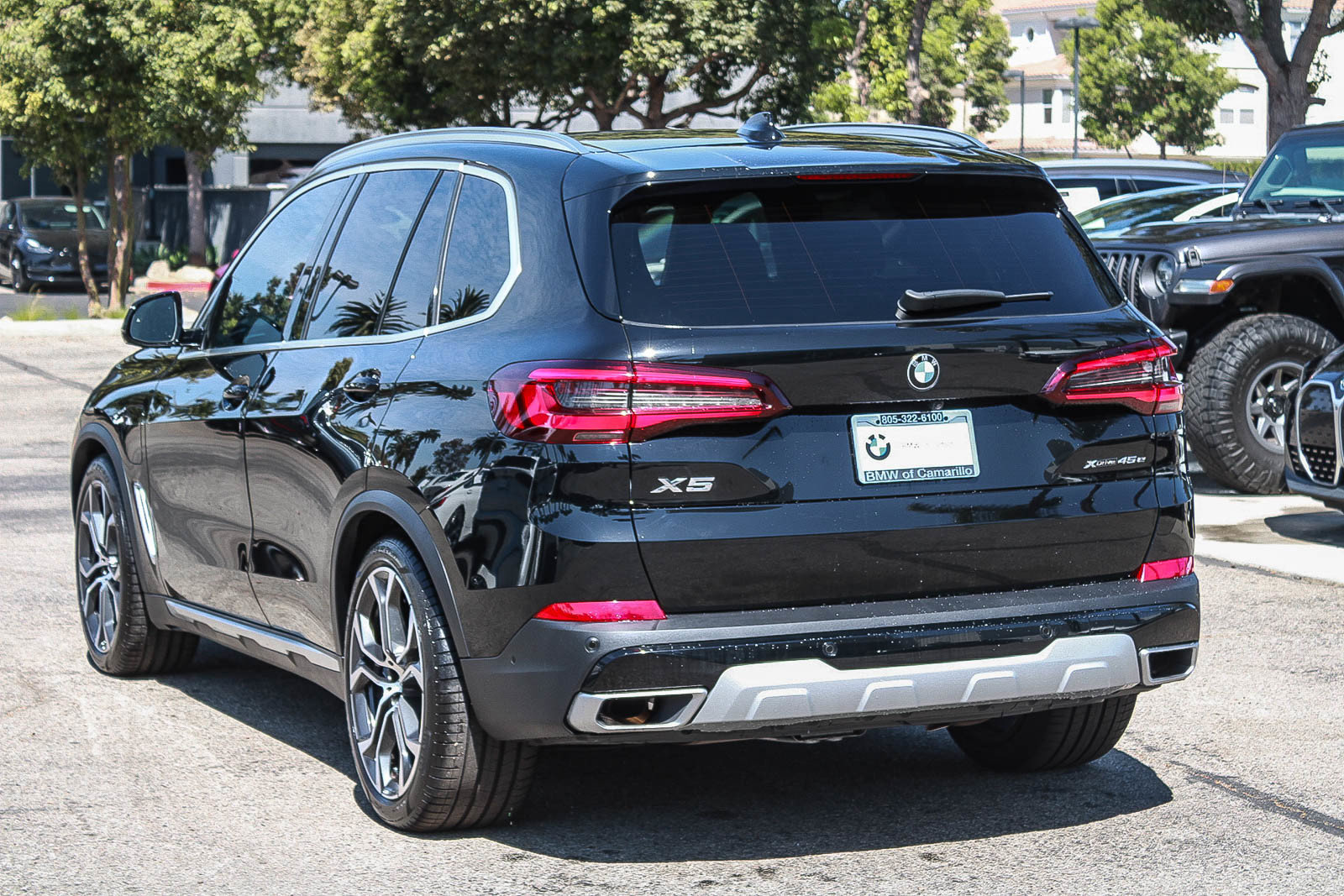 Used 2021 BMW X5 xDrive45e w/ Parking Assistance Package AWD/4WD image 4