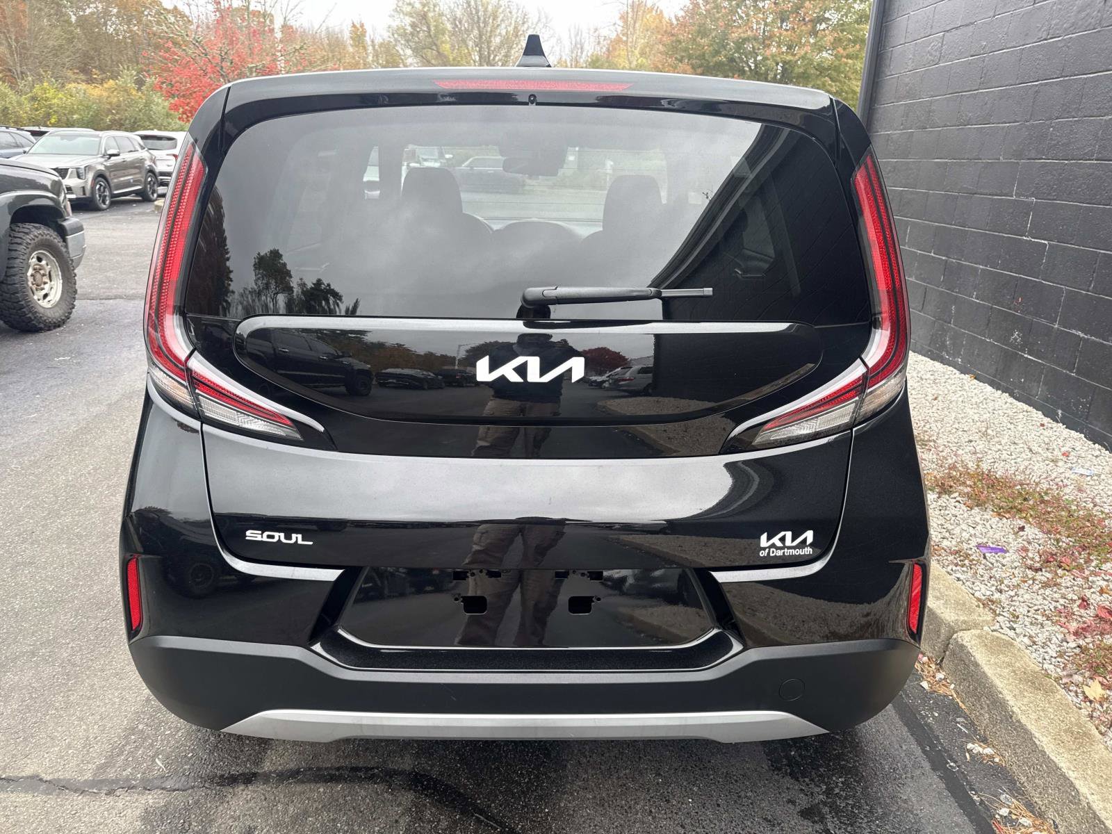 Used 2025 Kia Soul LX image 8